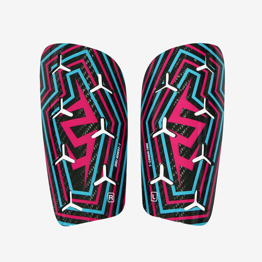 TLSS Tフカーボンフアイバ-ーインサート式レガース