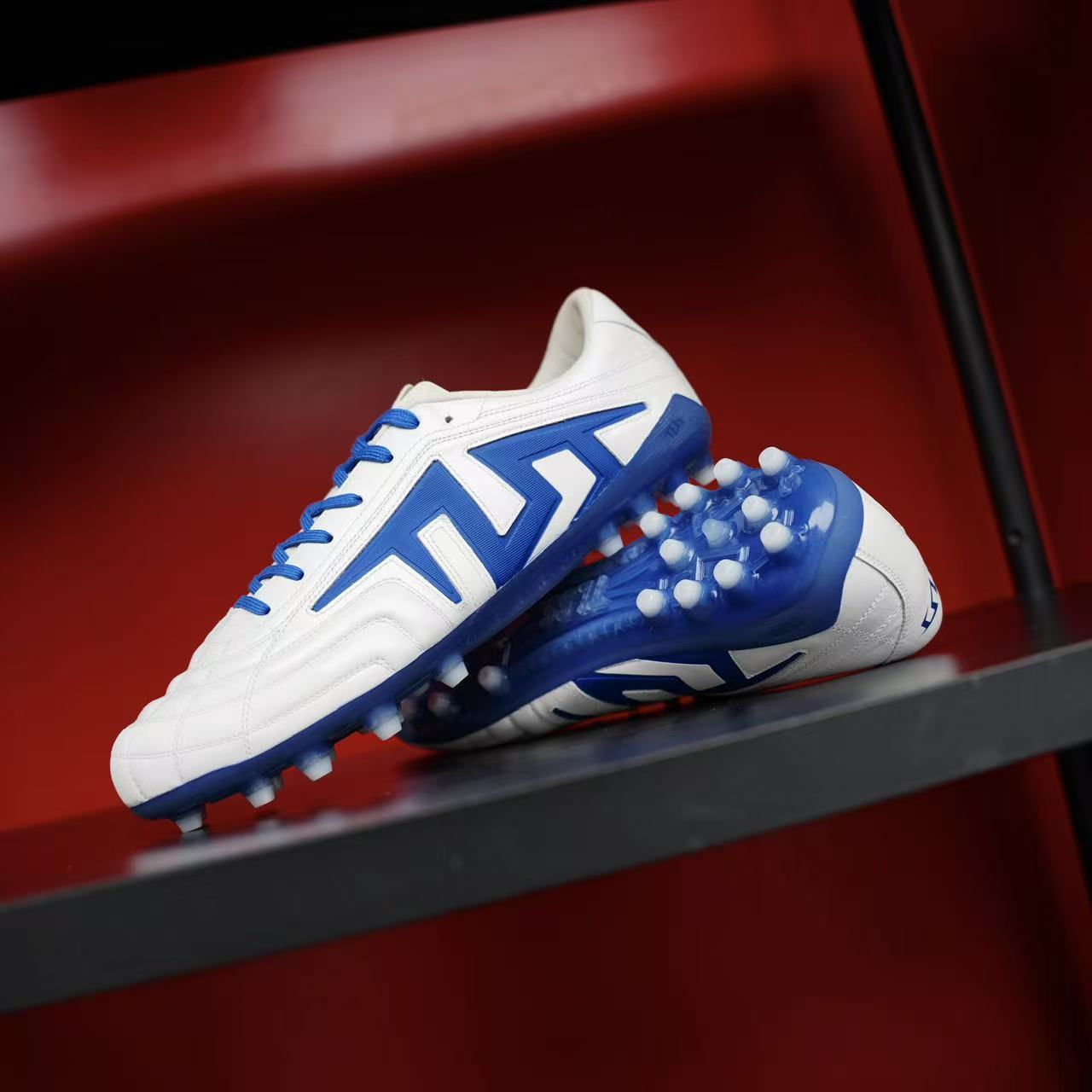 TLSS TACTICIAN LIGHT ESSENCE MG