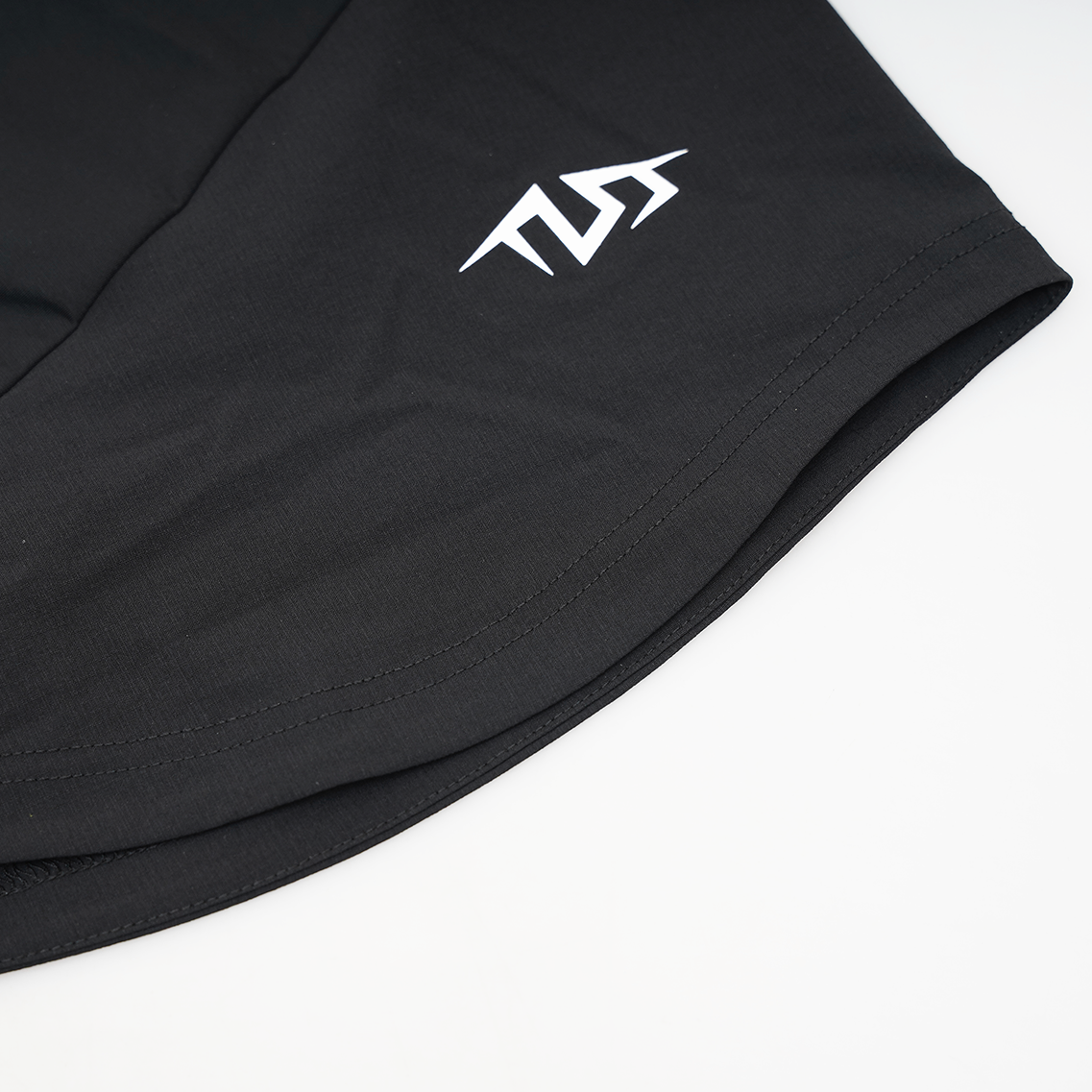 TLSS OFFPITCH ウーブンスポーツショーツ