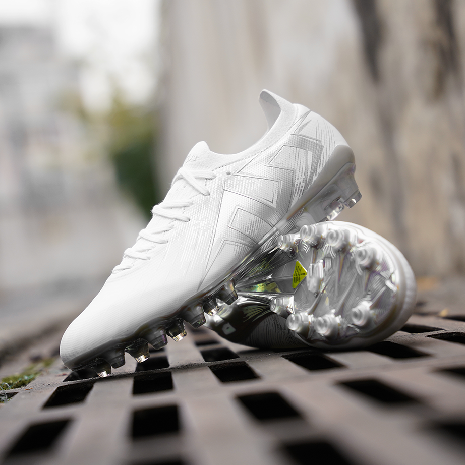 TLSS STRIKER SONIC 728 ESSENCE FG - Silver Pack