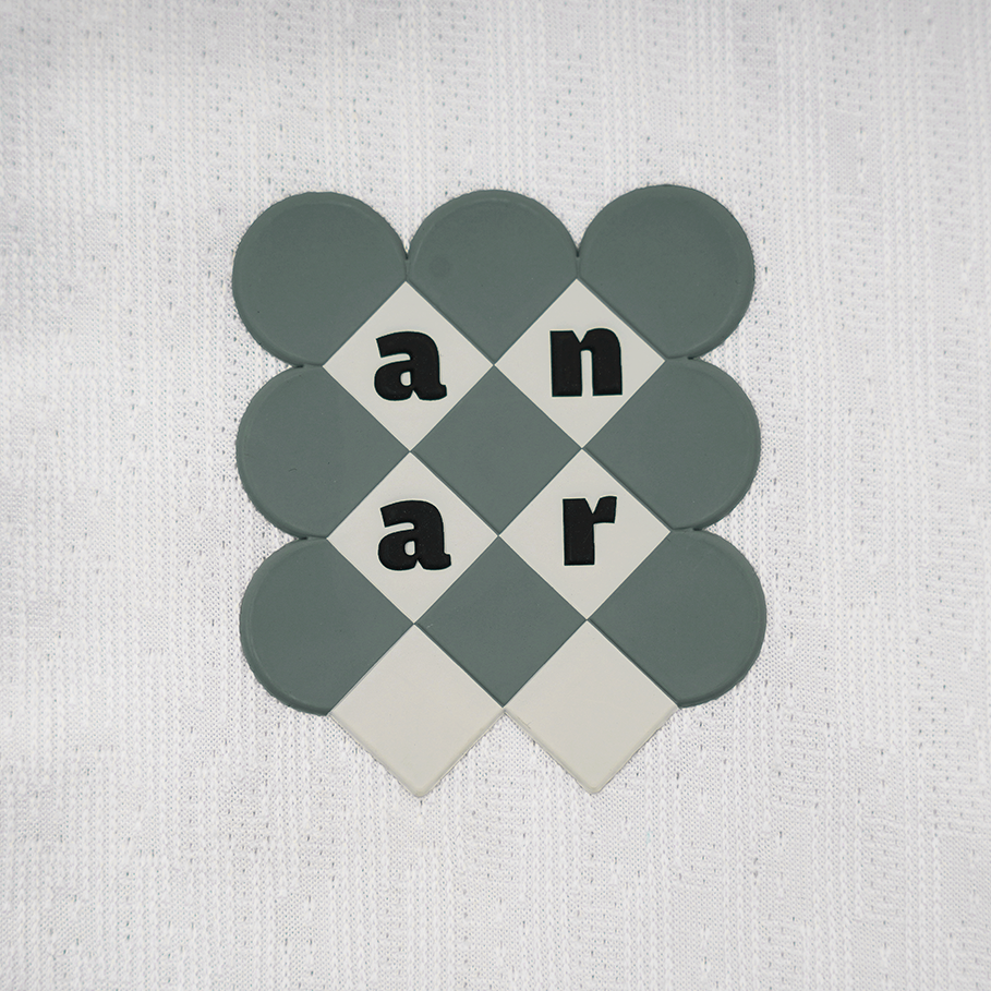 TLSS x ANAR 半袖トップス