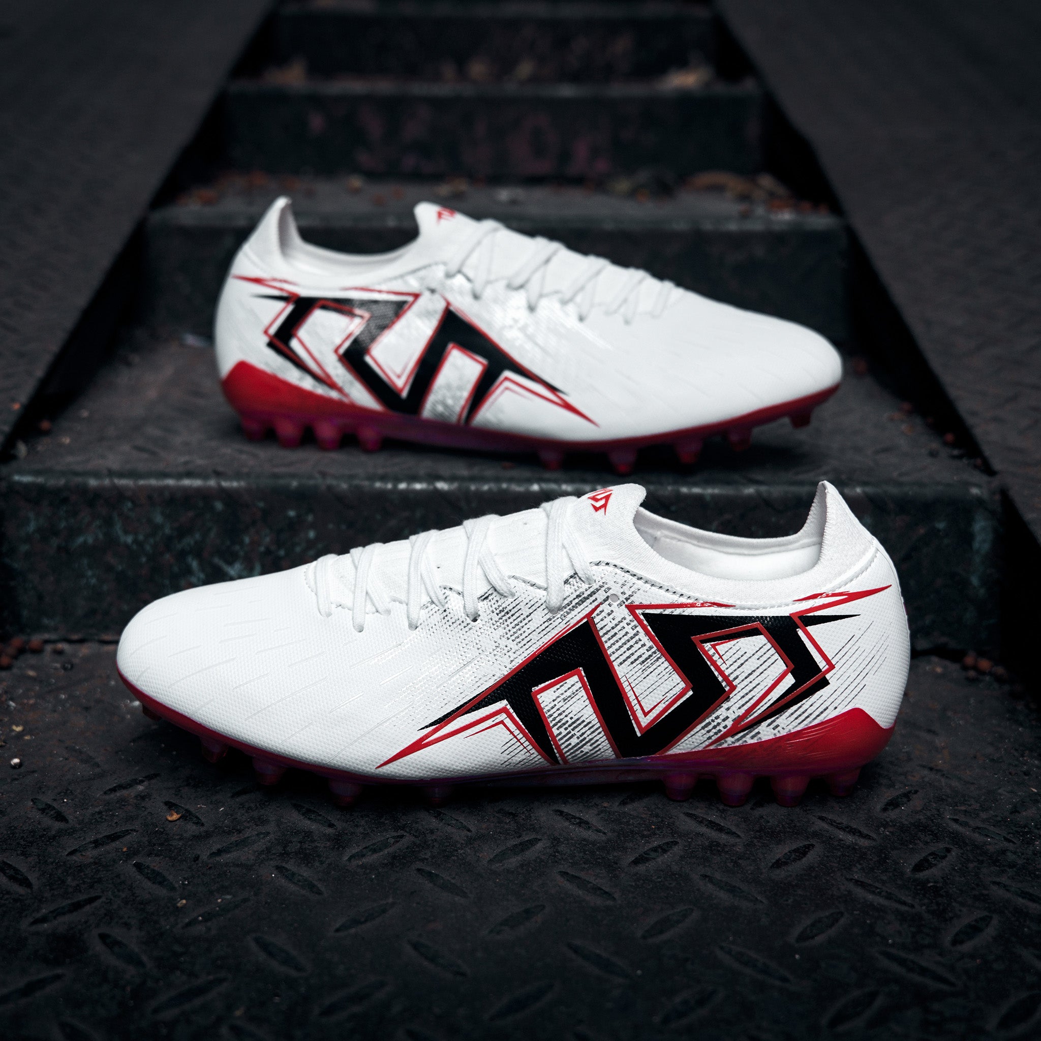tlss ストライカー 717 MG 27cm スパイク STRIKER.717 MG -Silver Pack – TLSS.JP